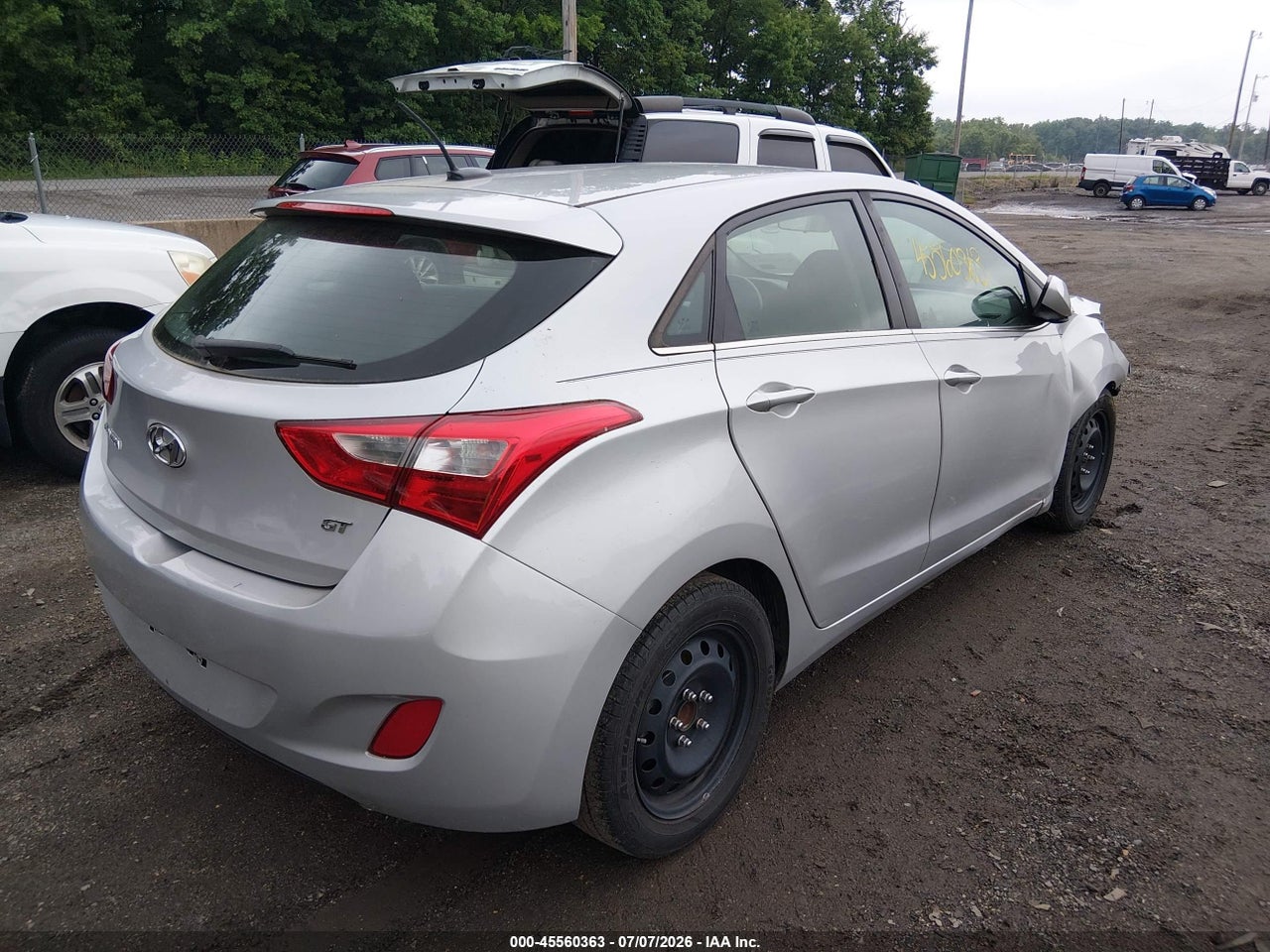2017 HYUNDAI ELANTRA GT   · 4/11