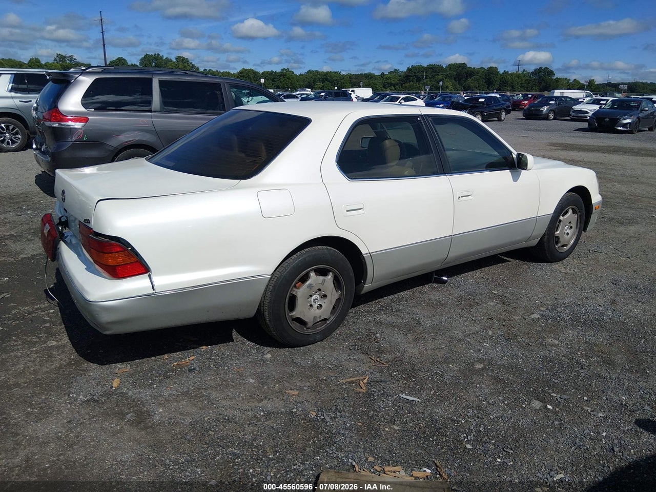 2000 LEXUS LS 400 · 4/11