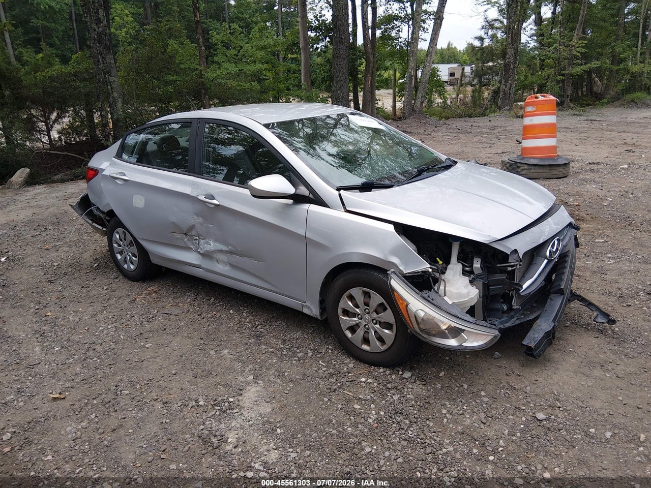 KMHCT4AEXHU****** · 2017 HYUNDAI ACCENT SE