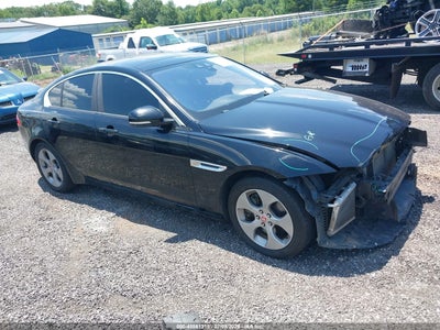 SAJAR4FX1JC****** · 2018 JAGUAR XE 25T
