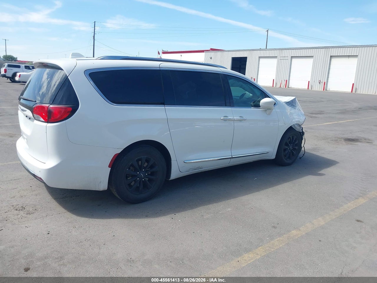 2018 CHRYSLER PACIFICA TOURING L PLUS · 4/11