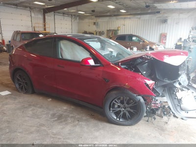 7SAYGDEE8SF****** · 2025 TESLA MODEL Y LONG RANGE DUAL MOTOR ALL-WHEEL DRIVE