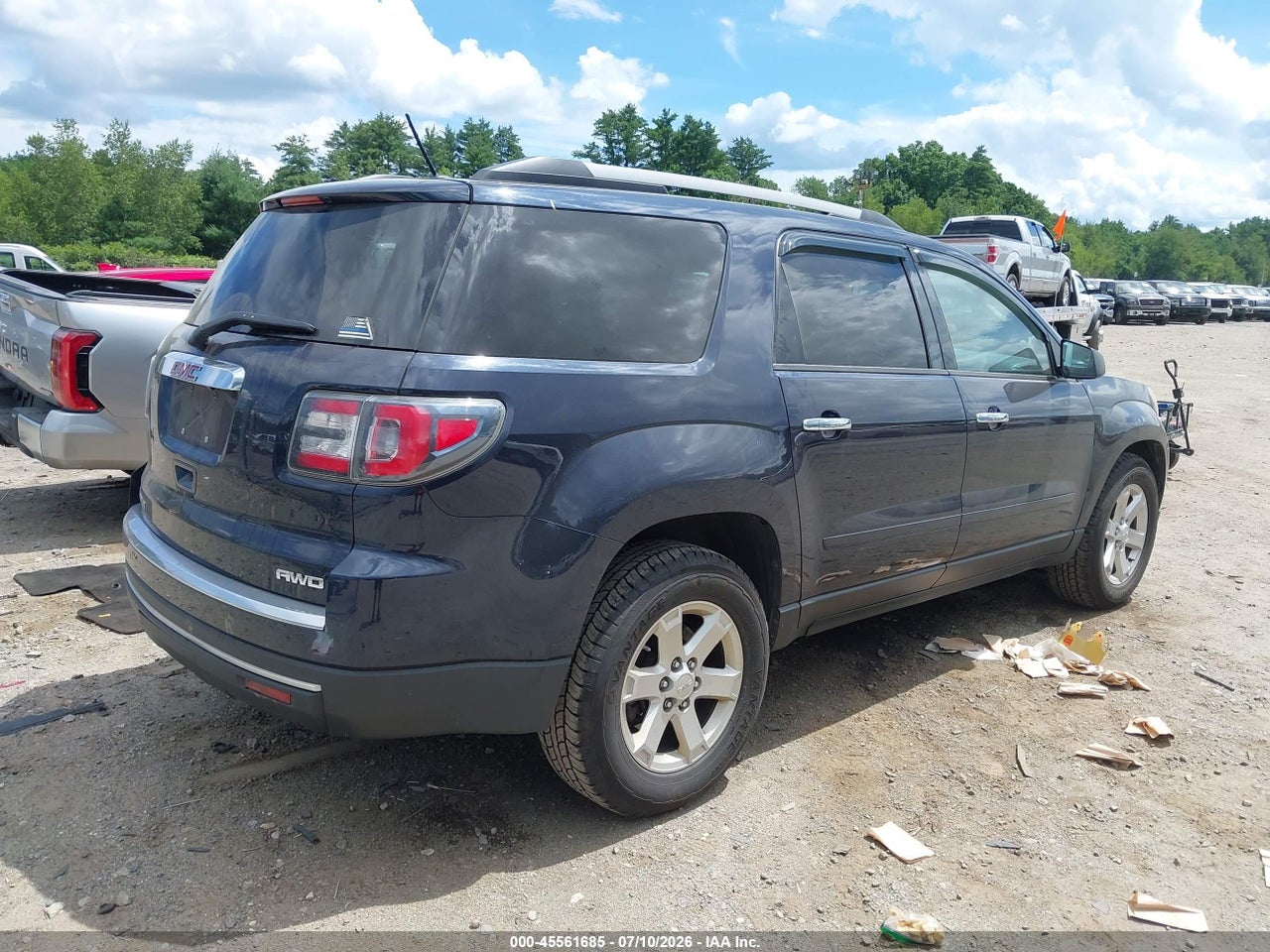2015 GMC ACADIA SLE-2 · 4/11