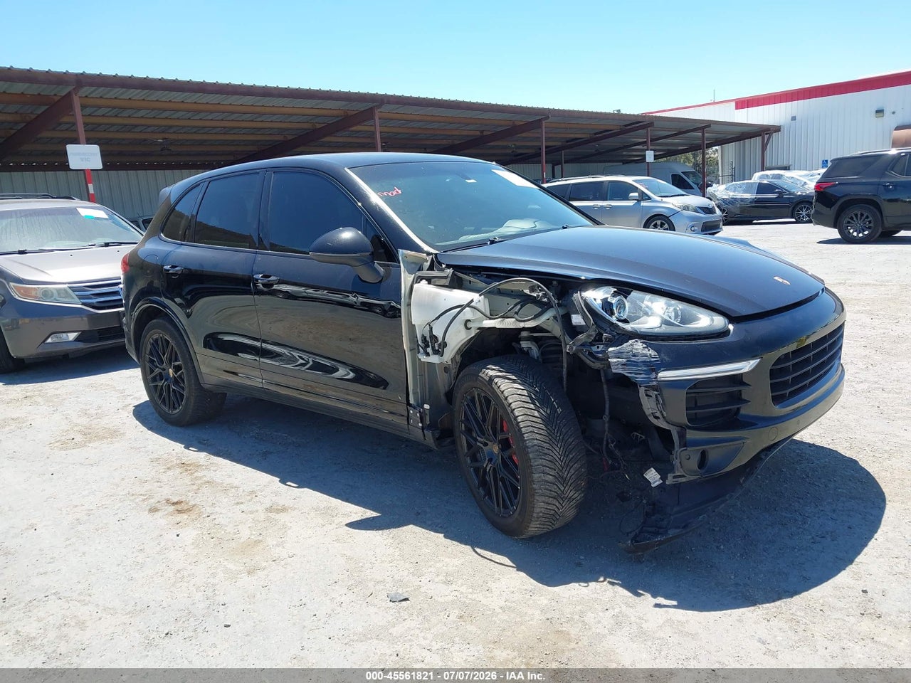 WP1AA2A20HK****** · 2017 PORSCHE CAYENNE PLATINUM EDITION