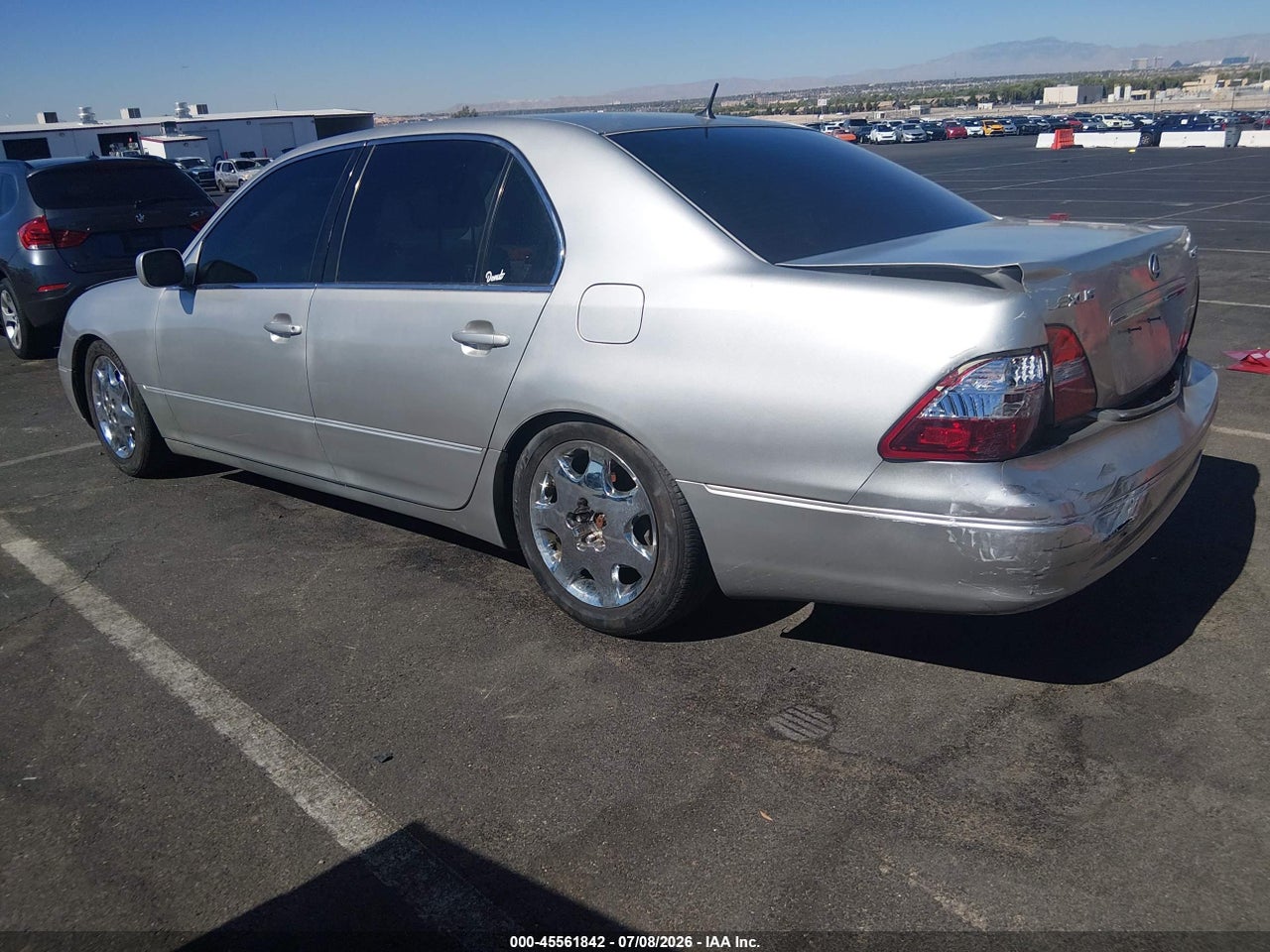 2002 LEXUS LS 430   · 3/11