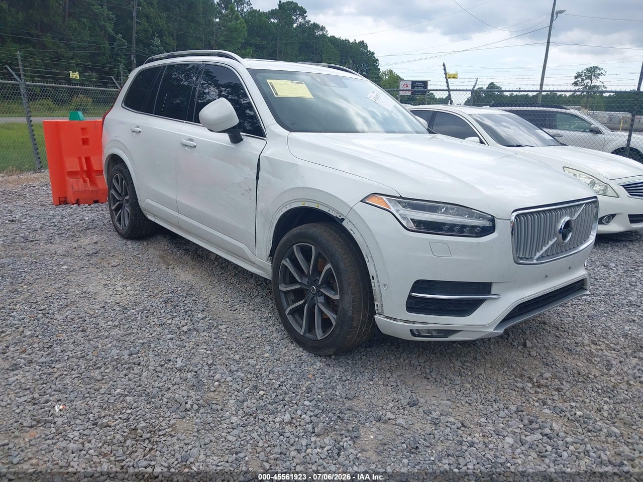 YV4A22PK9K1****** · 2019 VOLVO XC90 T6 MOMENTUM