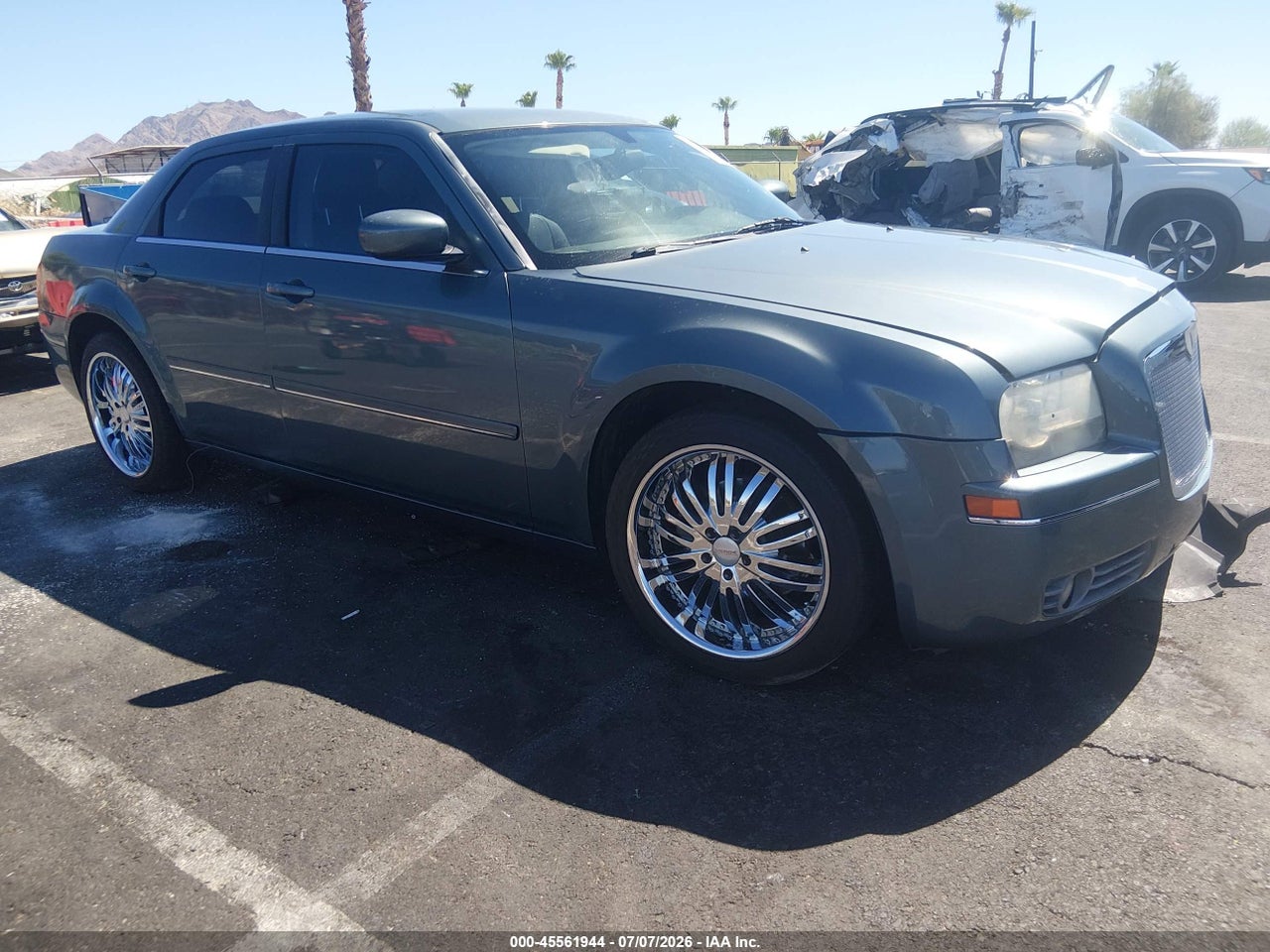 2C3JA53GX5H****** · 2005 CHRYSLER 300 TOURING