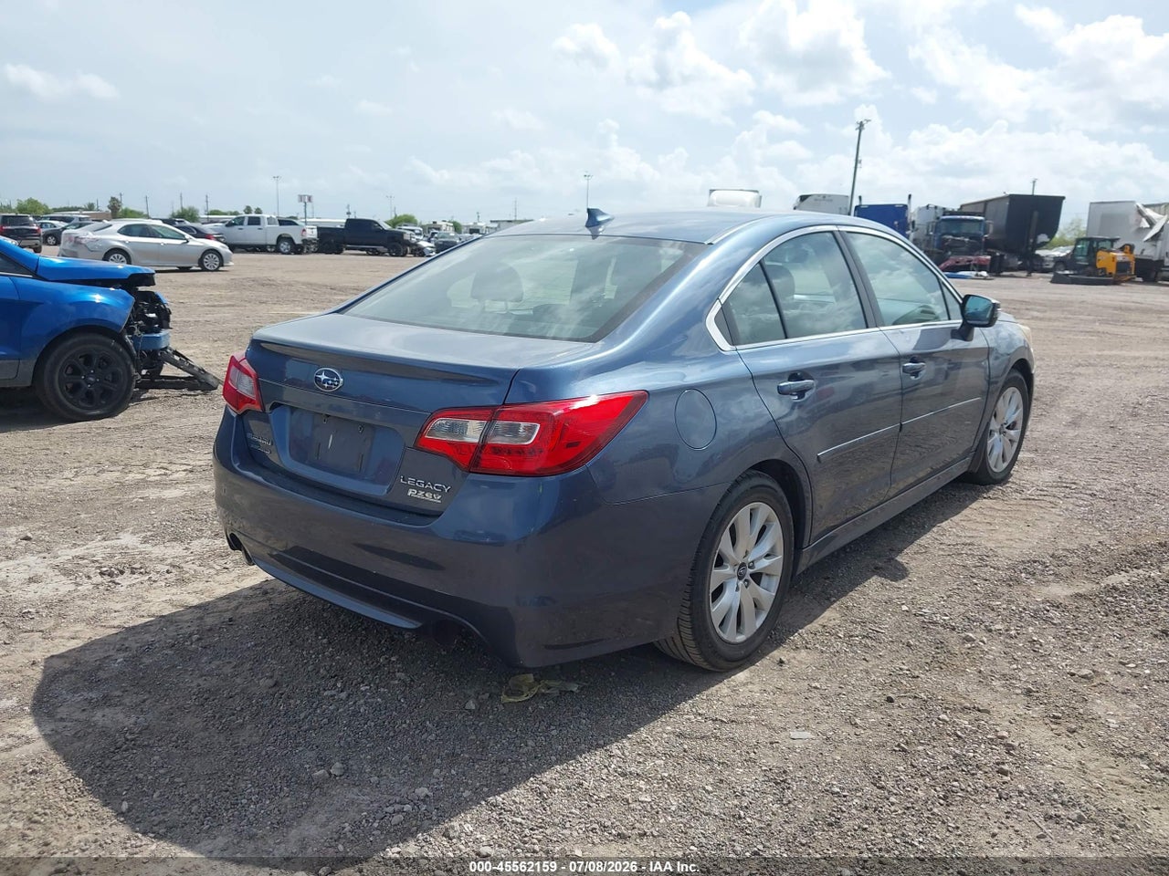 2017 SUBARU LEGACY 2.5I PREMIUM · 4/11