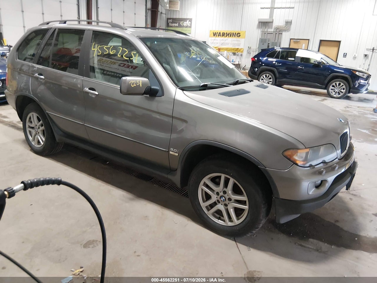 5UXFA13524L****** · 2004 BMW X5 3.0I