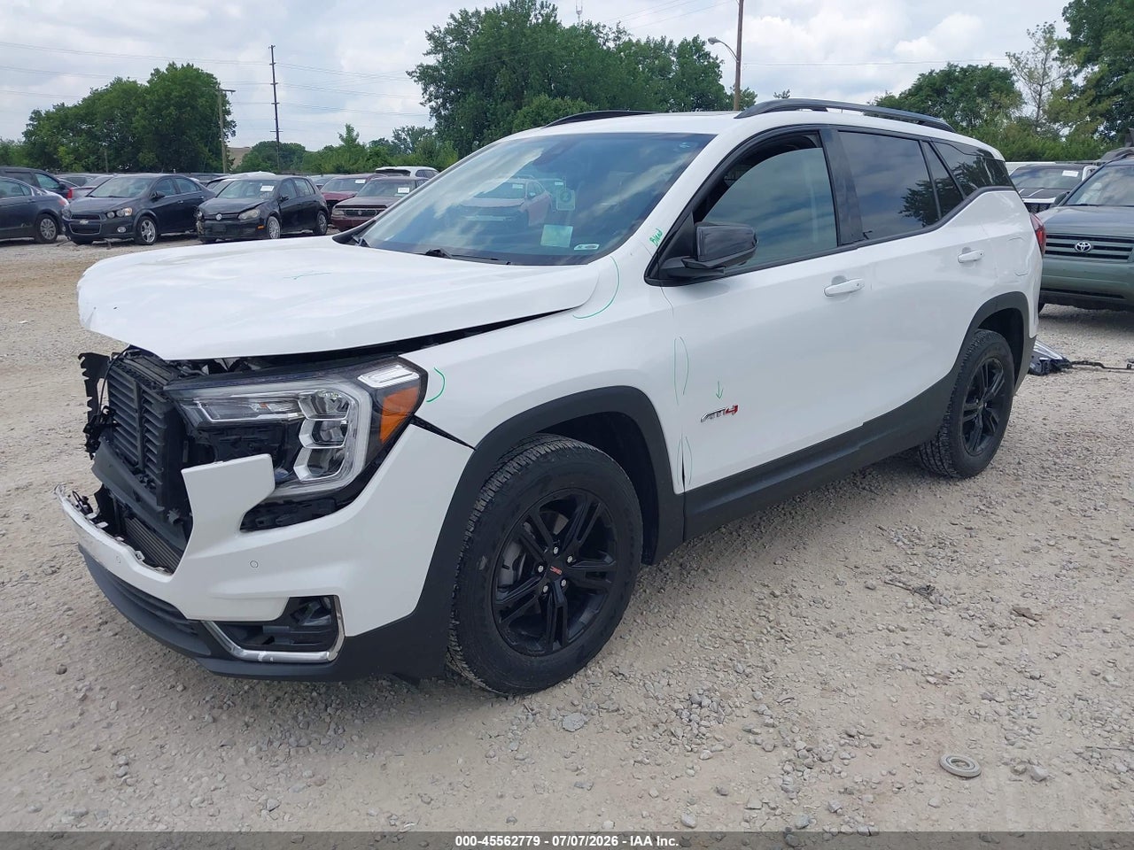 2022 GMC TERRAIN AWD AT4 · 2/11