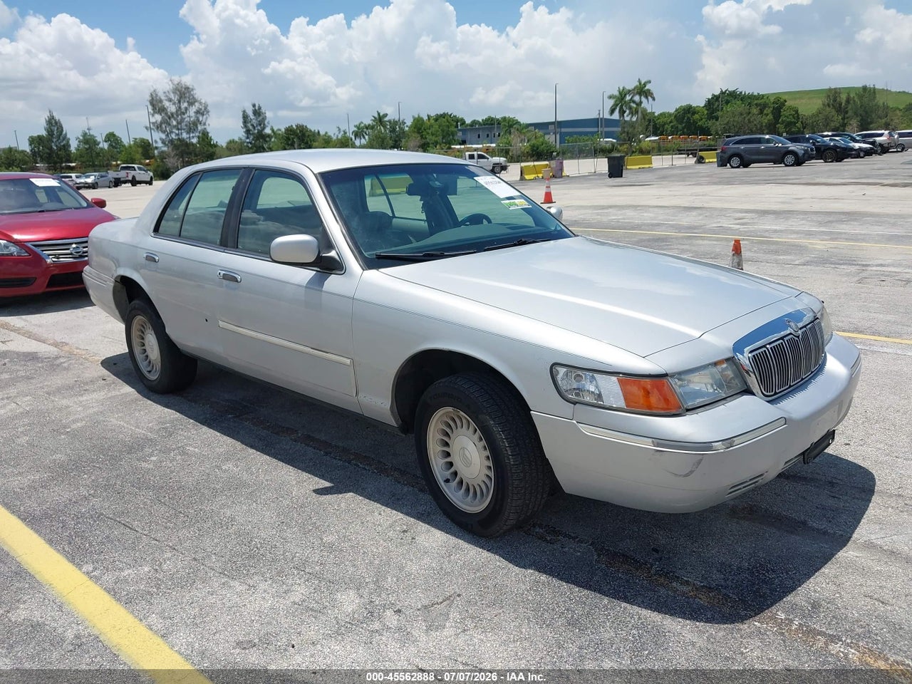 2MEFM75W0WX****** · 1998 MERCURY GRAND MARQUIS
