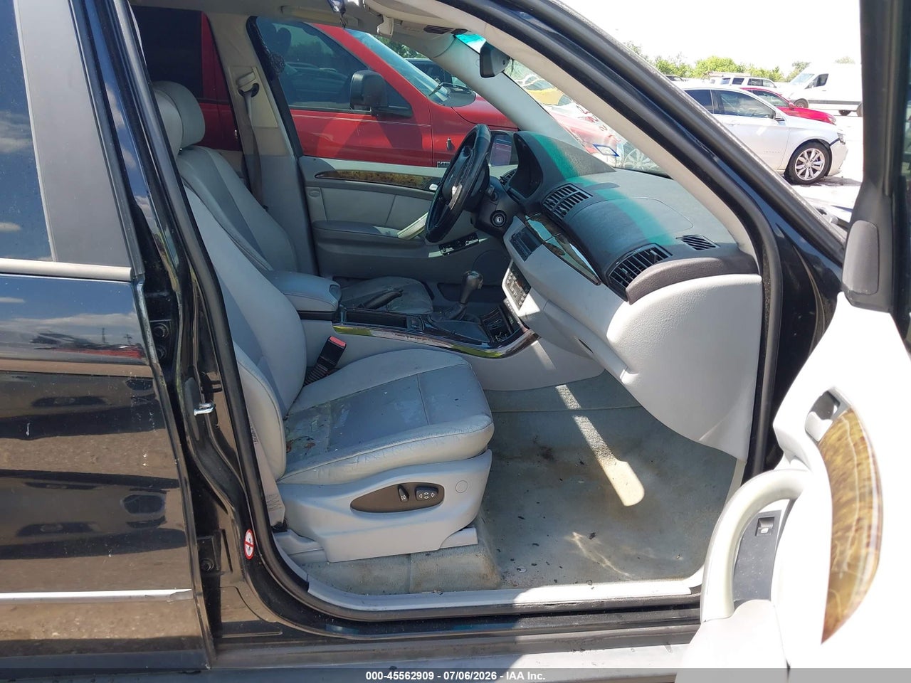 2001 BMW X5 3.0 · 5/11