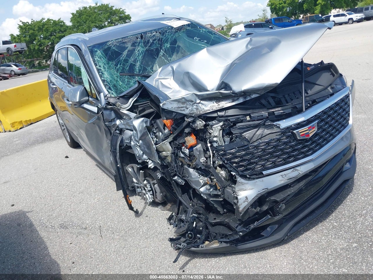 1GYFZCR49SF****** · 2025 CADILLAC XT4 FWD PREMIUM LUXURY