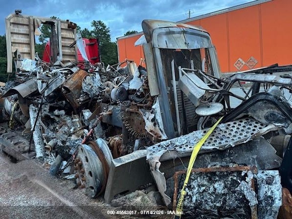 1XKWDR9X0XJ****** · 1999 KENWORTH CONSTRUCTION W900