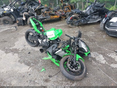 ML5EXEP11TD****** · 2026 KAWASAKI EX650 P
