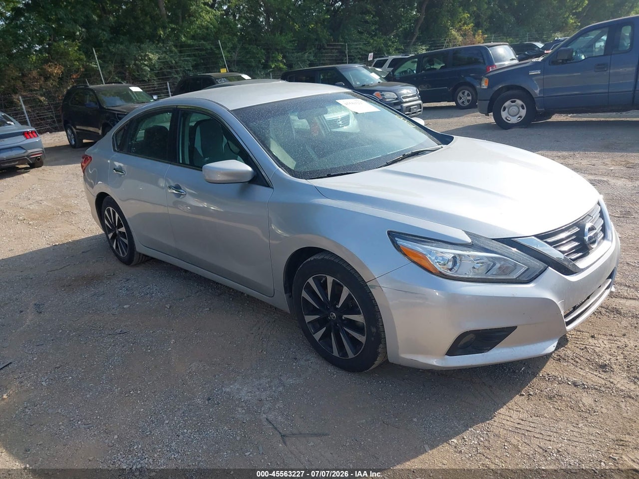 1N4AL3AP7JC****** · 2018 NISSAN ALTIMA 2.5 SV