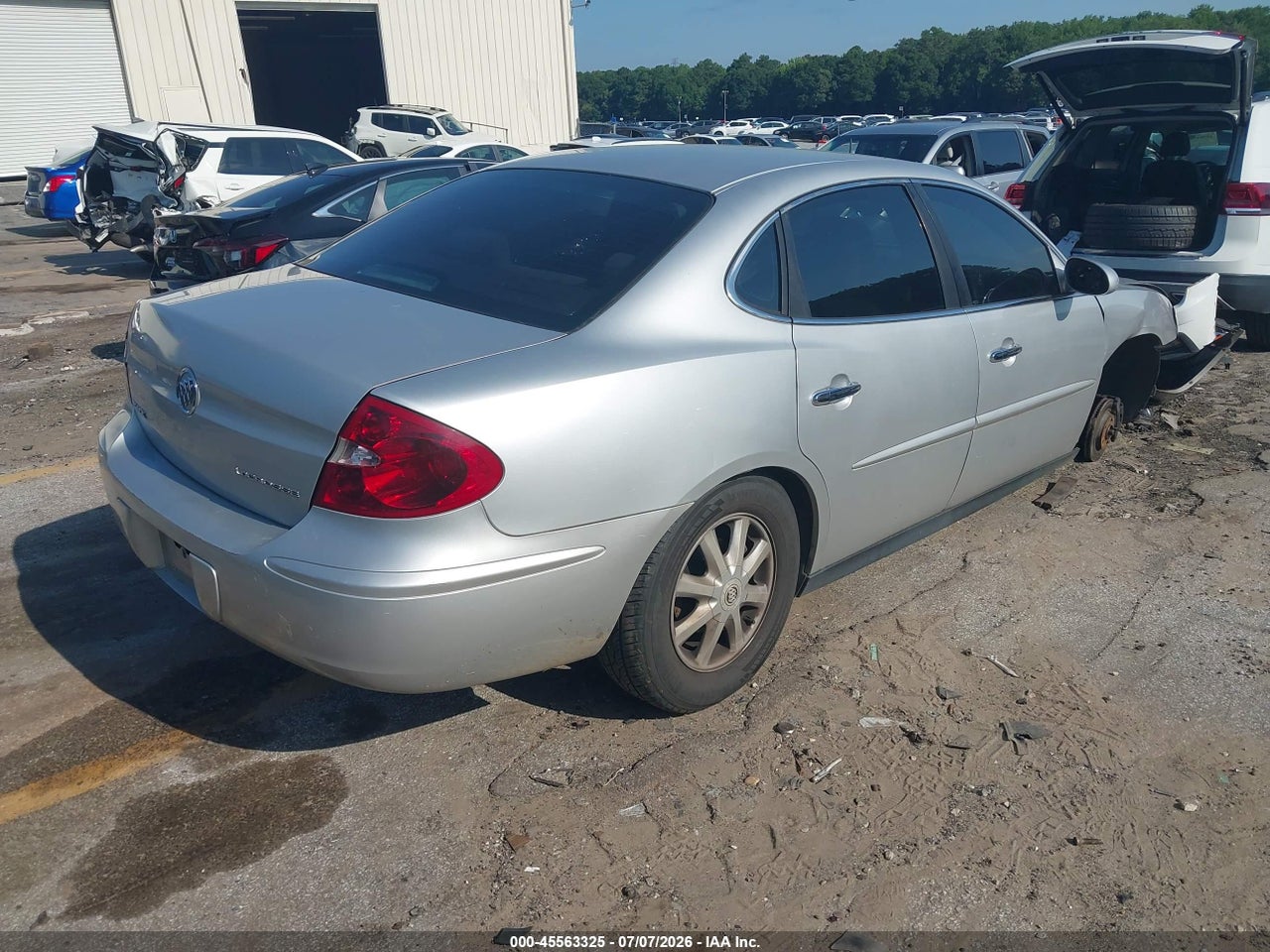 2005 BUICK LACROSSE CX · 4/11