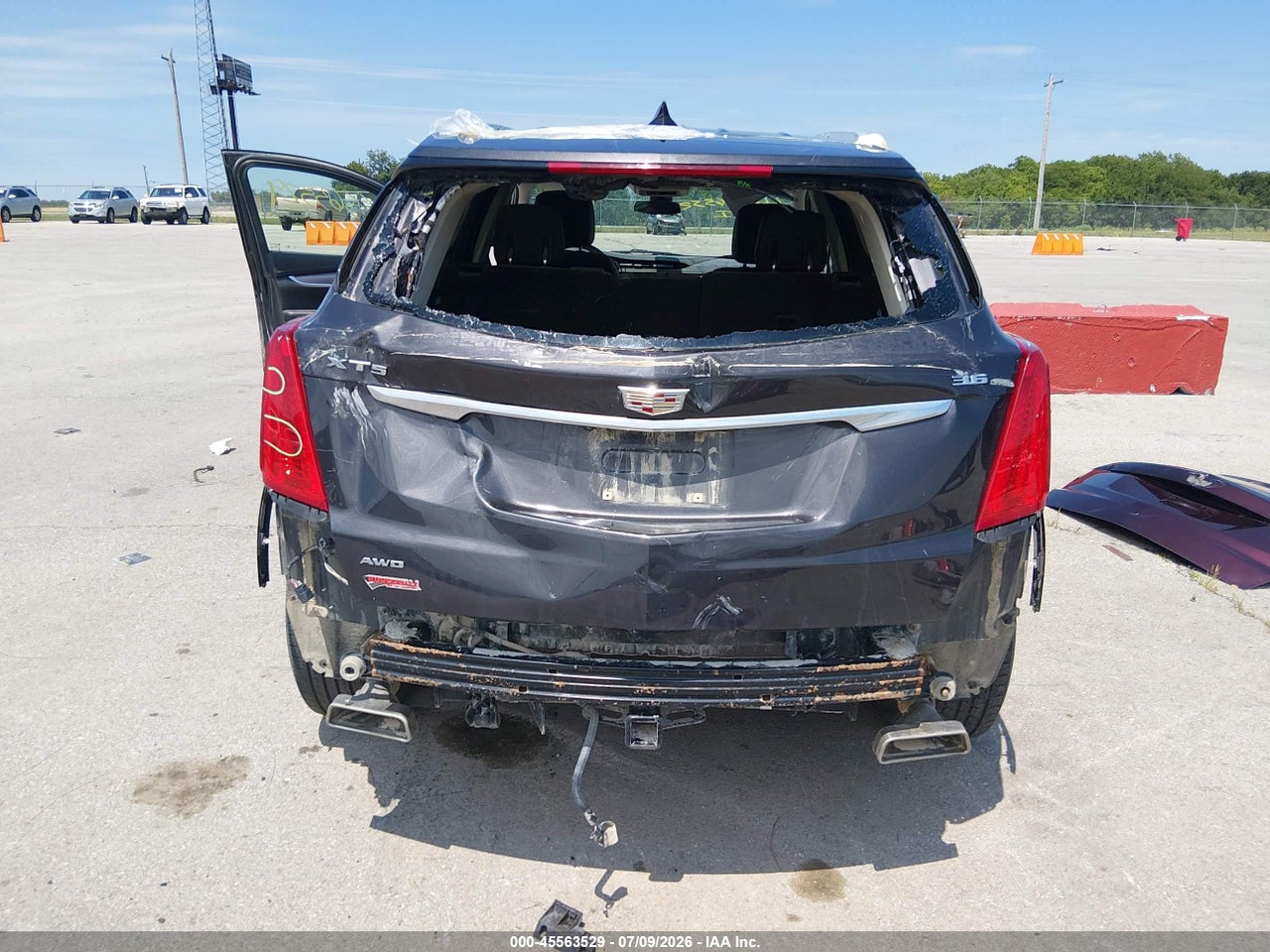 2017 CADILLAC XT5 LUXURY · 6/11