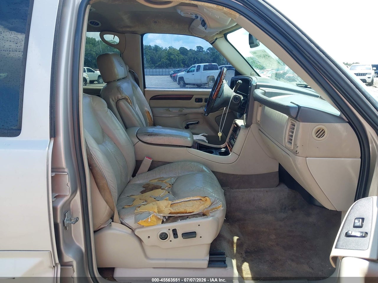 2006 CADILLAC ESCALADE STANDARD · 5/11