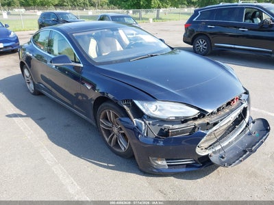 2014 TESLA MODEL S P85