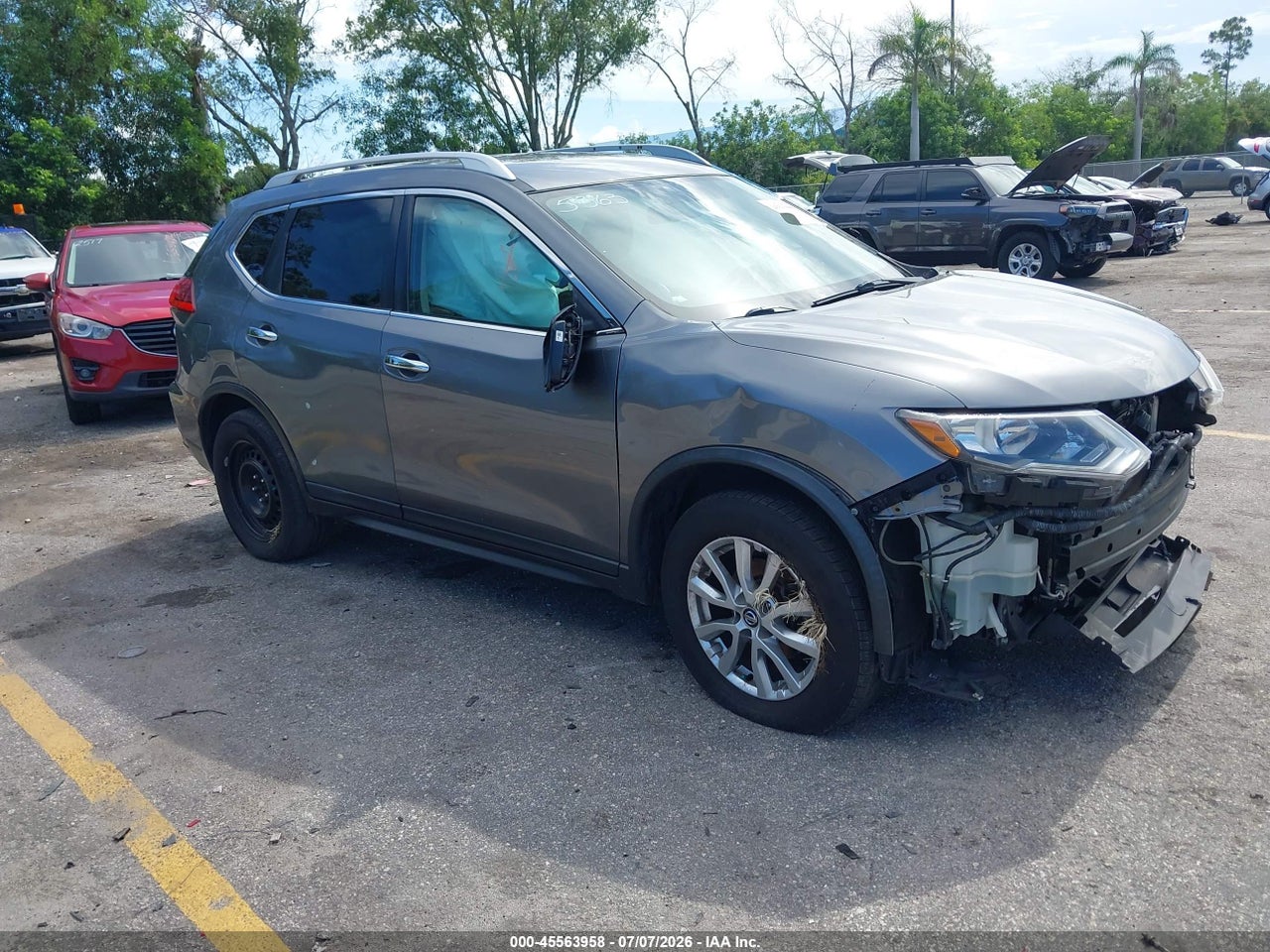KNMAT2MV6HP****** · 2017 NISSAN ROGUE SV
