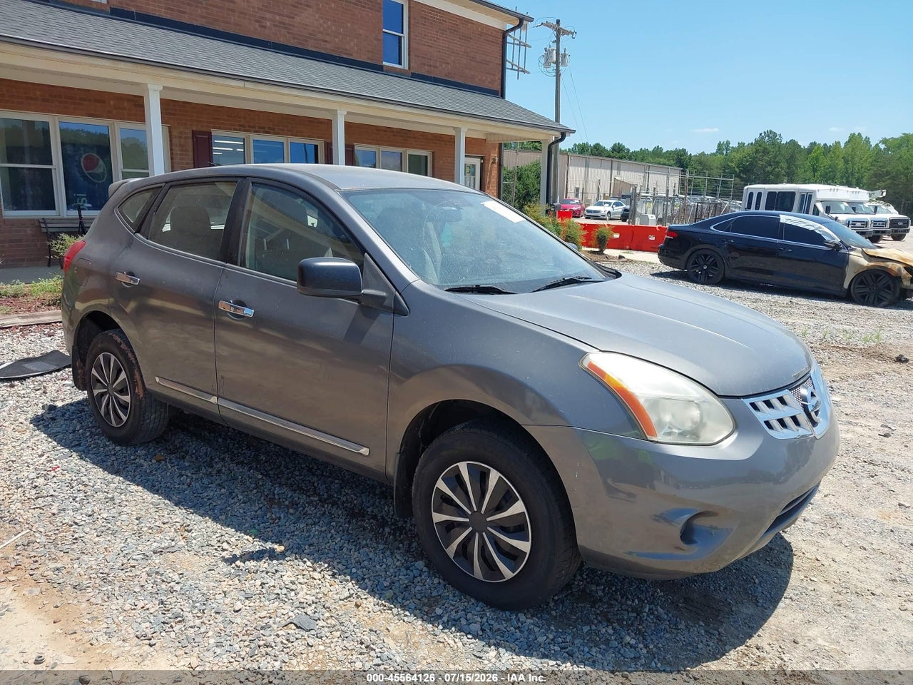 JN8AS5MT7BW****** · 2011 NISSAN ROGUE S