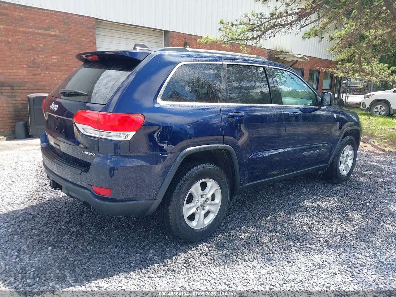 2017 JEEP GRAND CHEROKEE LAREDO · 4/11