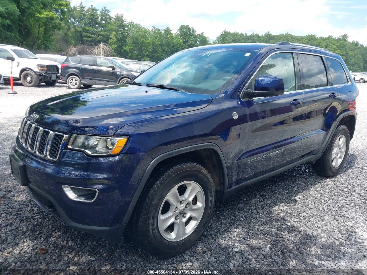 2017 JEEP GRAND CHEROKEE LAREDO · 2/11