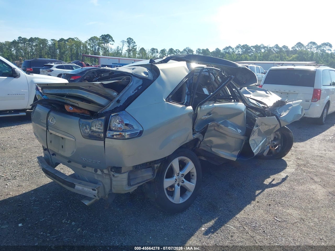 2004 LEXUS RX 330   · 4/10