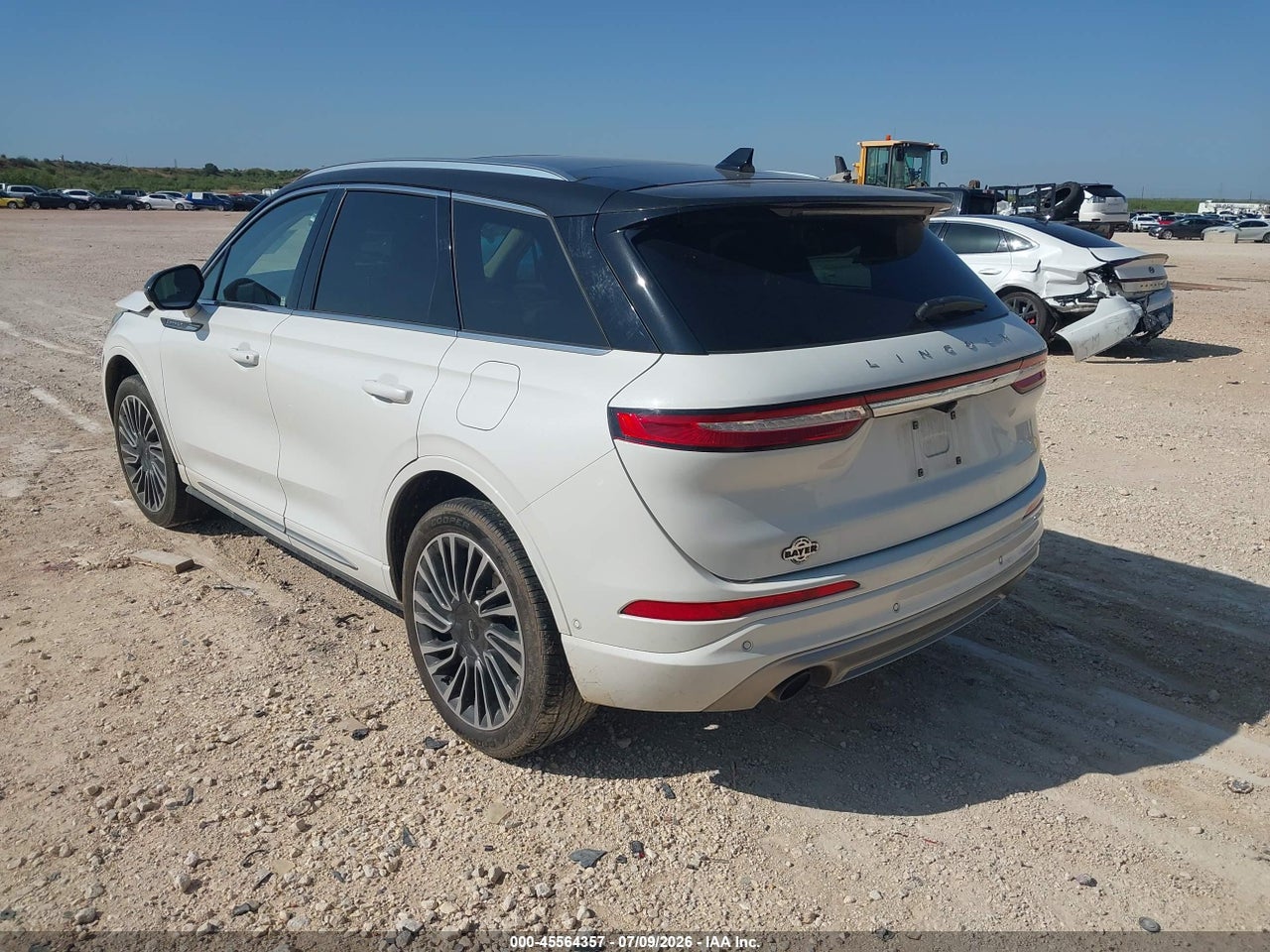 2020 LINCOLN CORSAIR RESERVE · 3/10