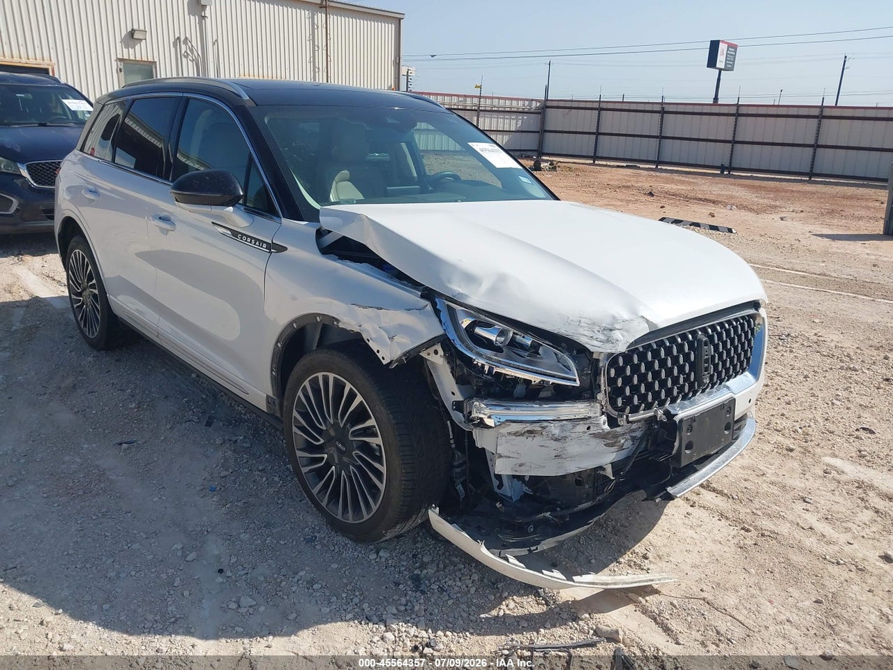 2020 LINCOLN CORSAIR RESERVE · 6/10