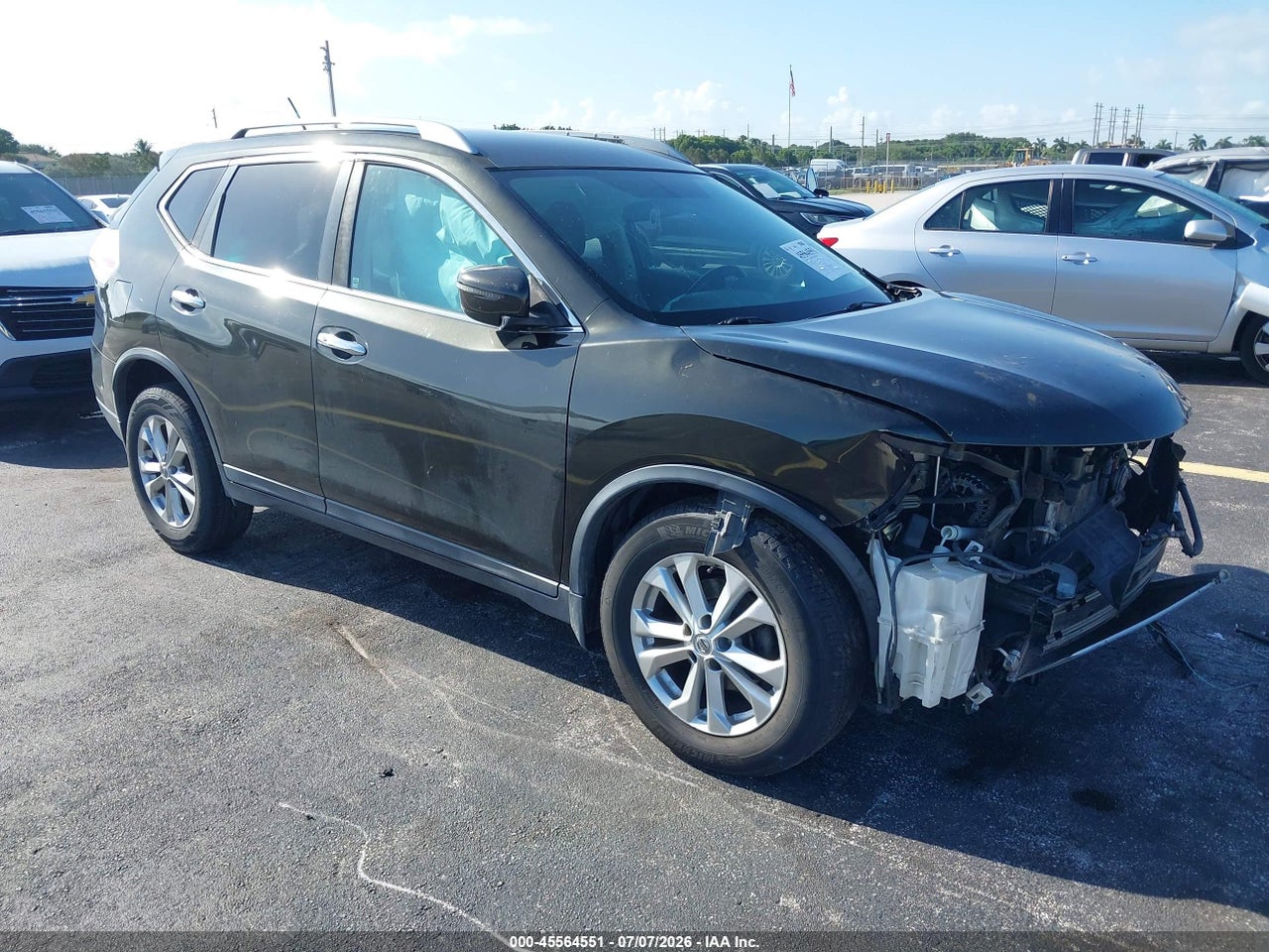 5N1AT2MT0GC****** · 2016 NISSAN ROGUE SV