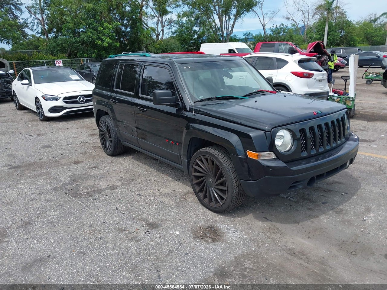 1C4NJPBA7ED****** · 2014 JEEP PATRIOT SPORT