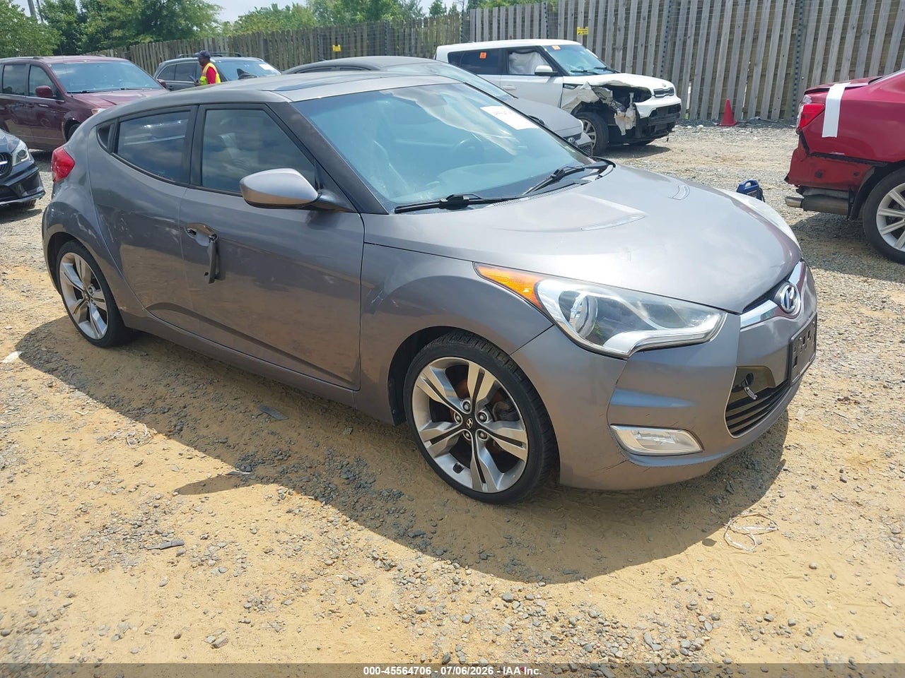 KMHTC6AD2DU****** · 2013 HYUNDAI VELOSTER BASE W/BLACK