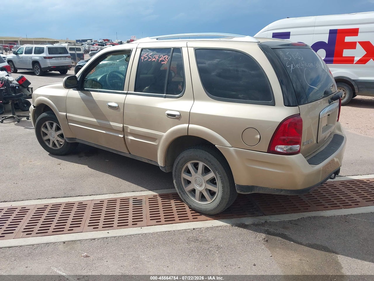 2007 BUICK RAINIER CXL · 3/11
