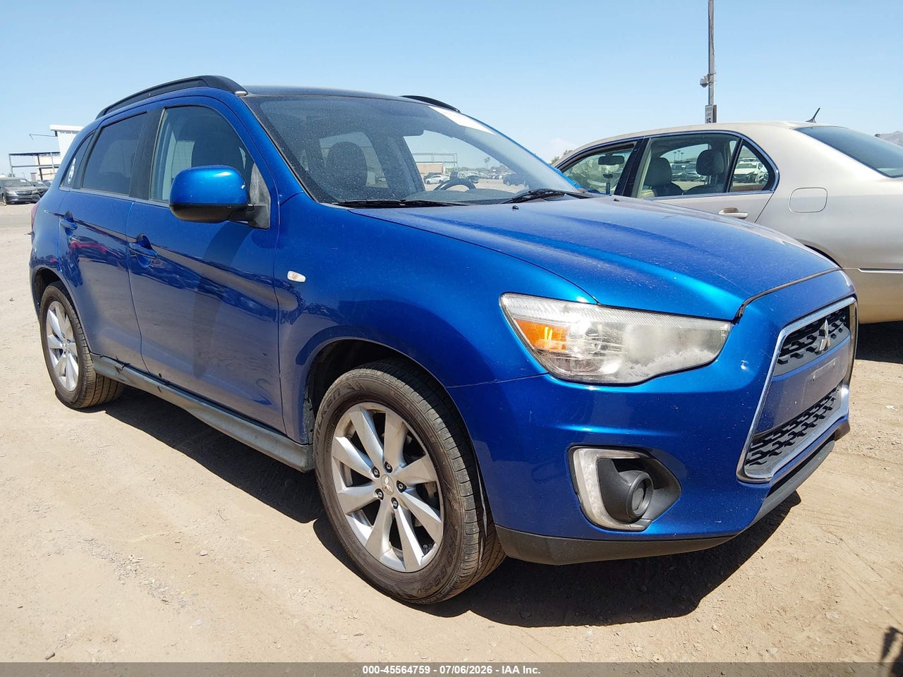 4A4AP4AU8FE****** · 2015 MITSUBISHI OUTLANDER SPORT SE