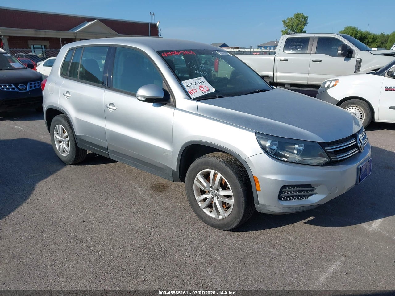 WVGAV7AX4CW****** · 2012 VOLKSWAGEN TIGUAN S