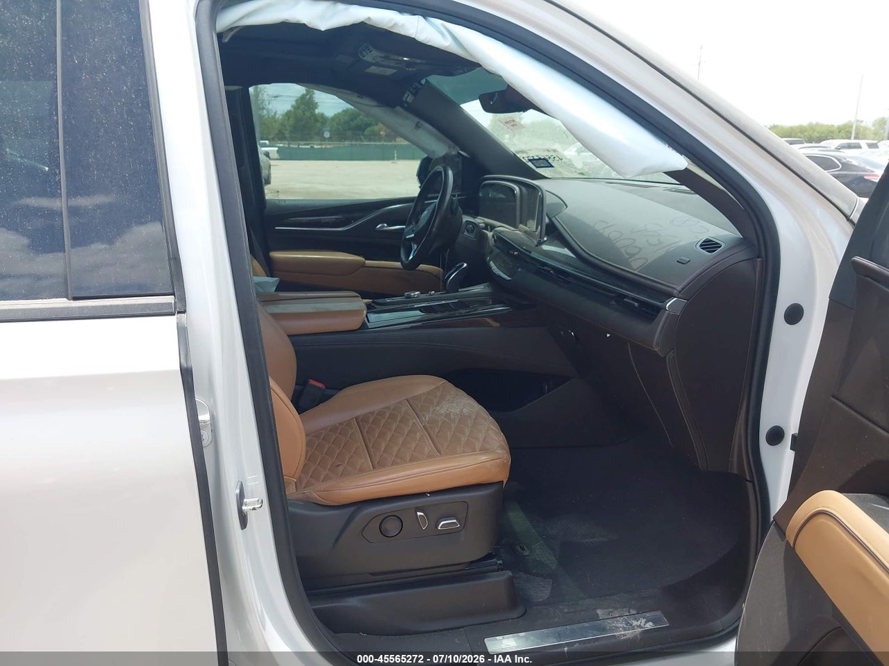 2023 CADILLAC ESCALADE 4WD PREMIUM LUXURY · 5/11