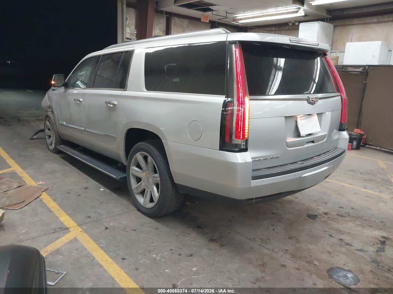 2015 CADILLAC ESCALADE ESV PREMIUM · 3/11