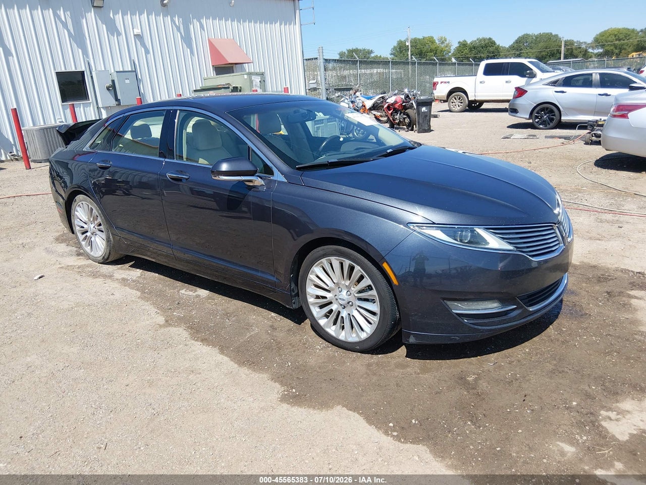 3LN6L2G99ER****** · 2014 LINCOLN MKZ