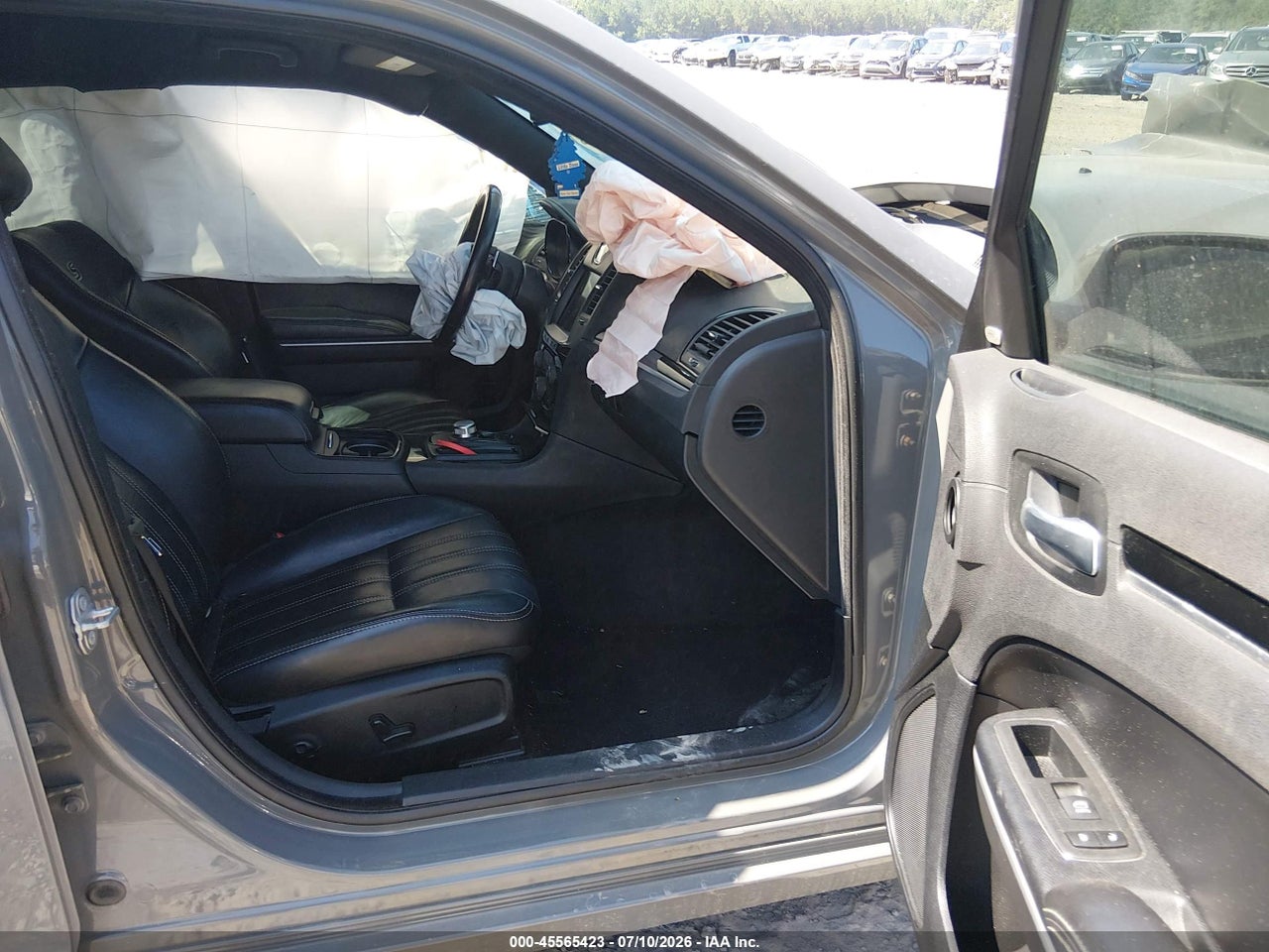 2019 CHRYSLER 300 300S · 5/10