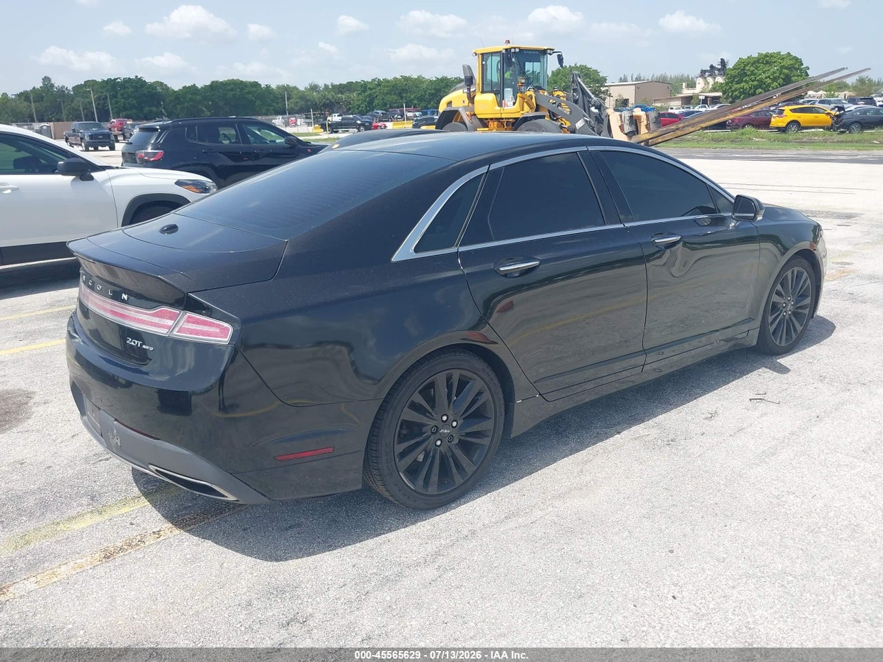 2018 LINCOLN MKZ RESERVE · 4/11