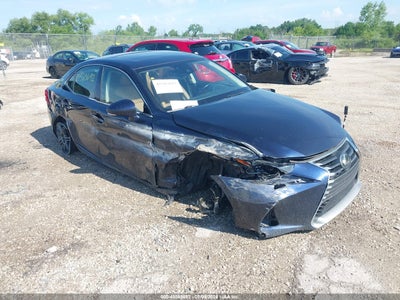 2018 LEXUS IS 300
