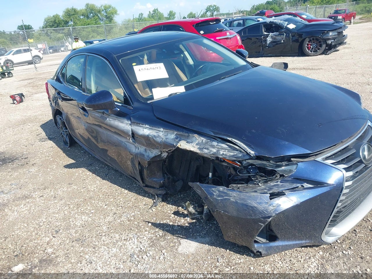 2018 LEXUS IS 300   · 6/10
