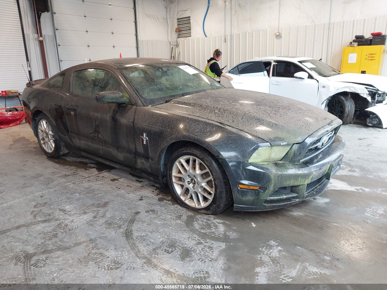 1ZVBP8AM7D5****** · 2013 FORD MUSTANG V6 PREMIUM