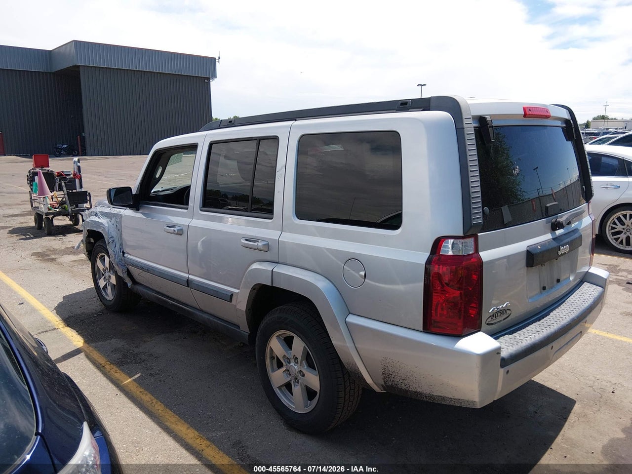 2008 JEEP COMMANDER SPORT · 3/11