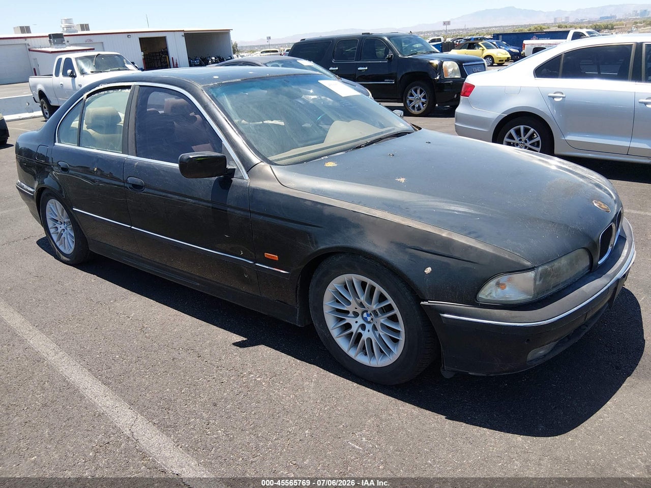 WBADM6334XB****** · 1999 BMW 528IA
