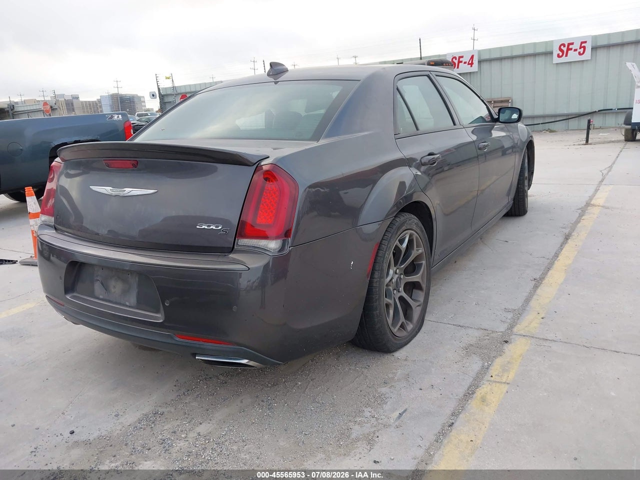 2018 CHRYSLER 300 300S · 4/11