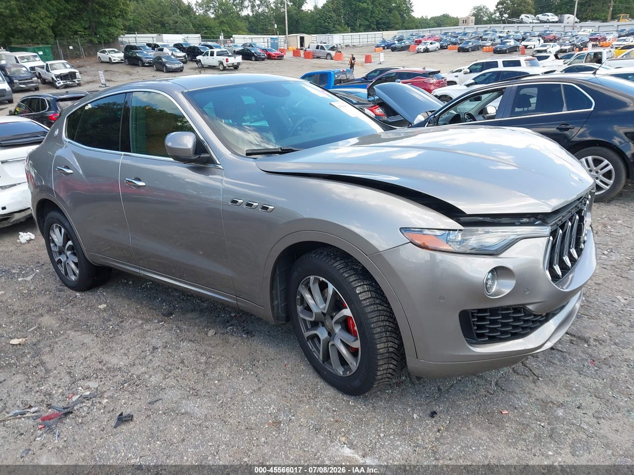ZN661XUA3HX****** · 2017 MASERATI LEVANTE