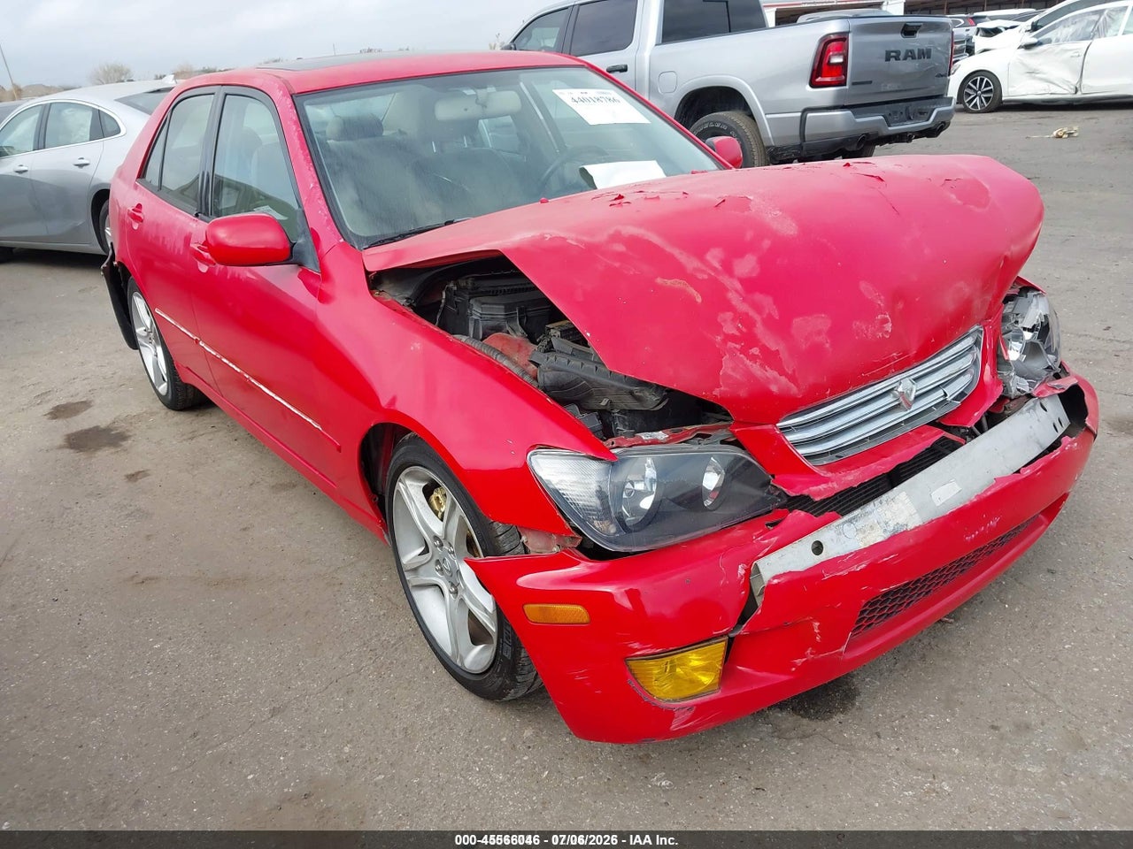 JTHBD192820****** · 2002 LEXUS IS 300